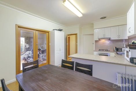 Property photo of 6 Gordonia Court Ballarat North VIC 3350