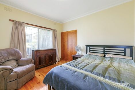 Property photo of 6 Gordonia Court Ballarat North VIC 3350