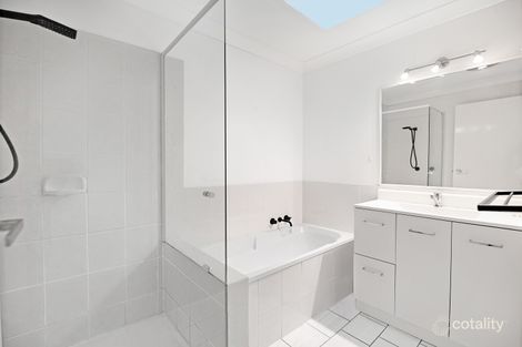 Property photo of 20/70 Ridgevale Drive Helensvale QLD 4212