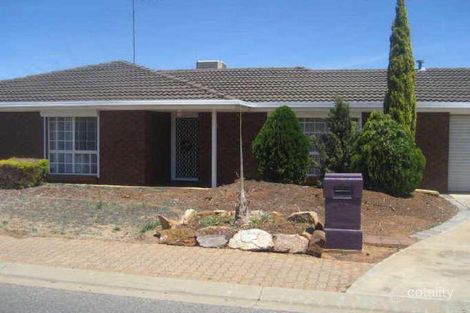 51 Perre Dr, Craigmore, SA 5114