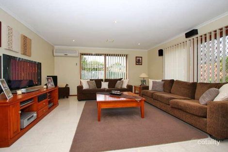 Property photo of 12 Senior Close Mill Park VIC 3082