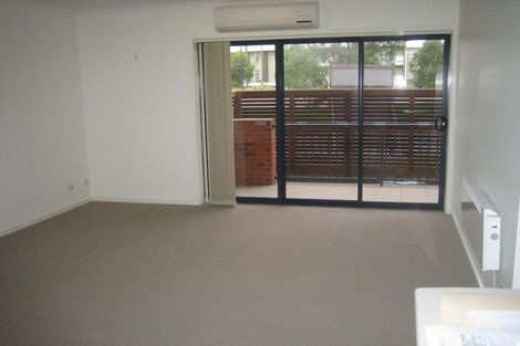 Property photo of 52 Quarry Circuit Coburg VIC 3058