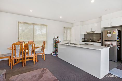 Property photo of 2/30 Golf Links Road Berwick VIC 3806