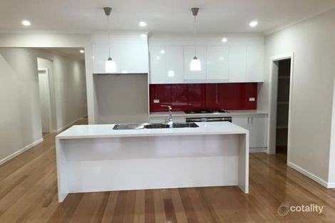 Property photo of 14 Moorabool Grove Wollert VIC 3750