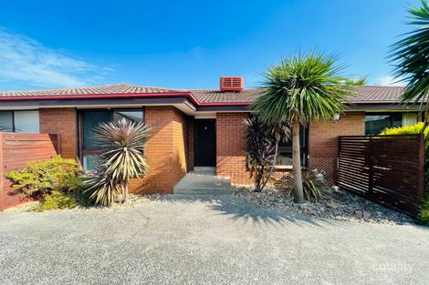 Property photo of 4/25 Broadmeadows Road Tullamarine VIC 3043