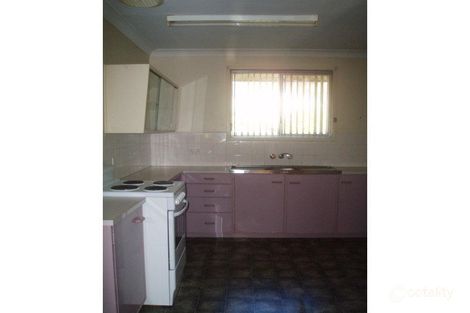 8 Moloney St, North Toowoomba, QLD 4350