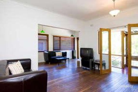 Property photo of 98 Barrenjoey Road Mona Vale NSW 2103