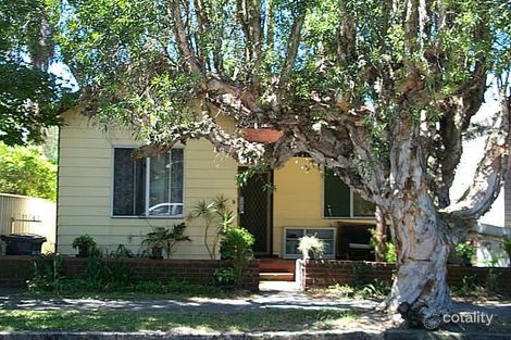 8 Bibby St, Hamilton, NSW 2303