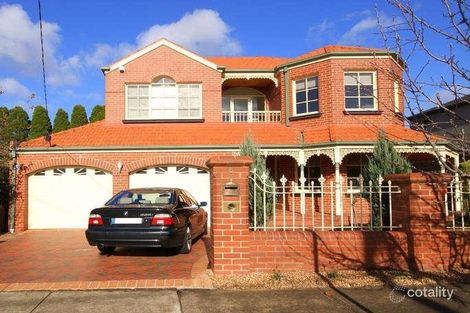 9 Williamson Ave, Strathmore, VIC 3041