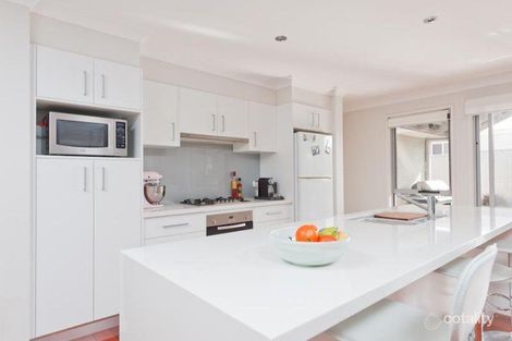 Property photo of 20 Emerald Drive Meroo Meadow NSW 2540