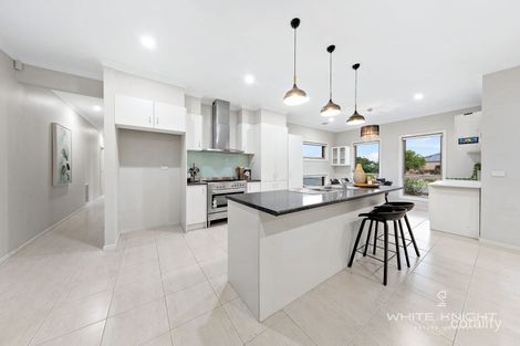Property photo of 34 Como Avenue Burnside Heights VIC 3023