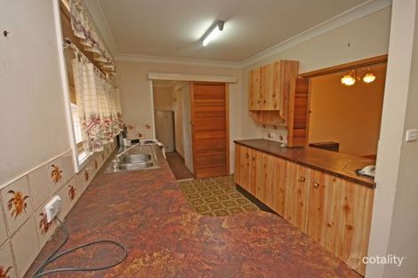 Property photo of 14 Allawah Street Hillvue NSW 2340