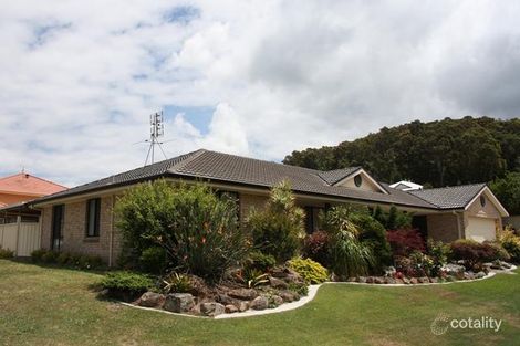 Property photo of 36 Green Point Drive Belmont NSW 2280
