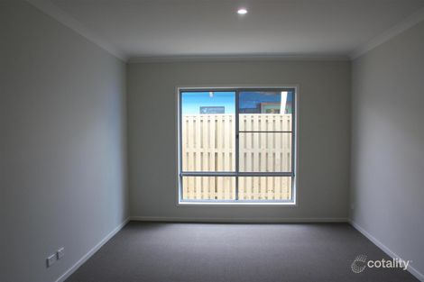 Property photo of 18 Whitsunday Circuit Pimpama QLD 4209