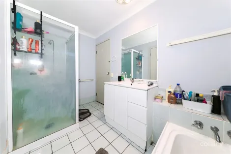Property photo of 8 Conifer Close Fitzgibbon QLD 4018