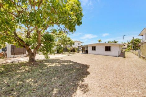 Property photo of 18 Amaroo Street Boyne Island QLD 4680