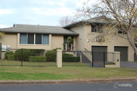 15 Bowtell St, Rangeville, QLD 4350