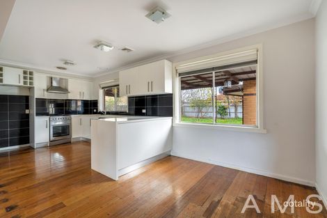 Property photo of 25 Burbank Drive Reservoir VIC 3073