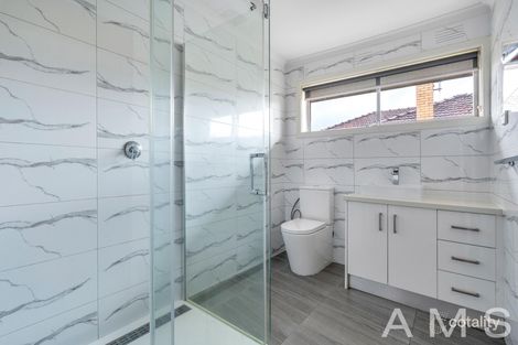 Property photo of 25 Burbank Drive Reservoir VIC 3073