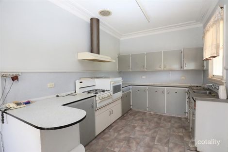 Property photo of 91 William Street Young NSW 2594
