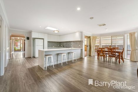 Property photo of 15 St Margarets Court Tarneit VIC 3029