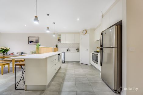 Property photo of 3 Bohr Walk Fraser Rise VIC 3336