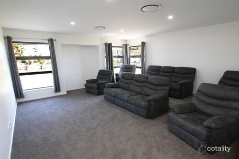 Property photo of 39 Cavell Court Woodhill QLD 4285