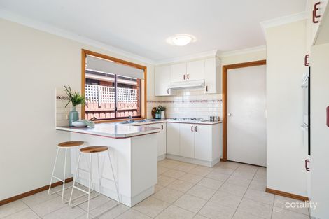 Property photo of 35 Karinya Close Werribee VIC 3030