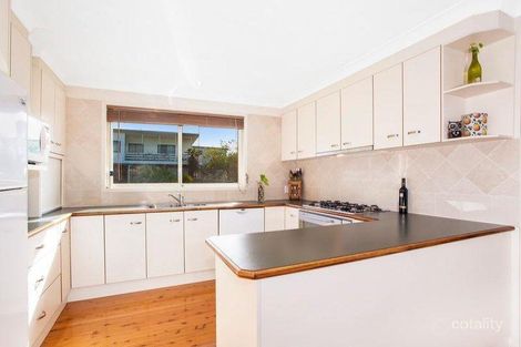 Property photo of 5 Rays Road Bateau Bay NSW 2261