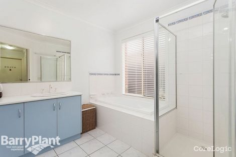 Property photo of 30 Willowgreen Way Point Cook VIC 3030