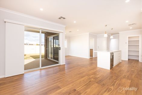 Property photo of 2/496 Riverside Avenue Mildura VIC 3500