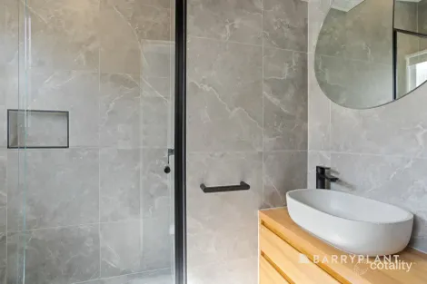 Property photo of 88 Seventh Avenue Rosebud VIC 3939