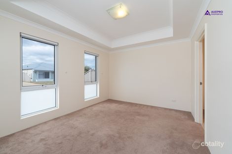 Property photo of 33 Panozza Circle Maddington WA 6109