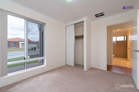 Property photo of 33 Panozza Circle Maddington WA 6109