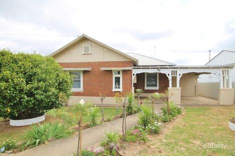 61 Currawong St, Young, NSW 2594