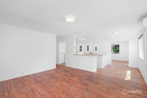 Property photo of 85 Robert Street Labrador QLD 4215