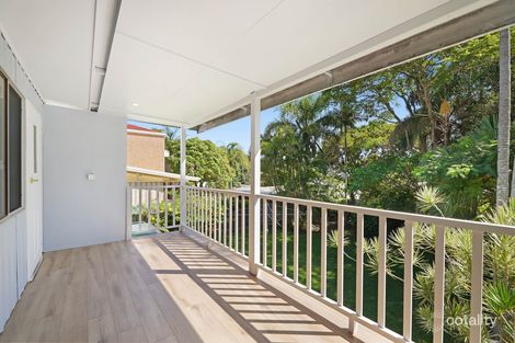 Property photo of 85 Robert Street Labrador QLD 4215