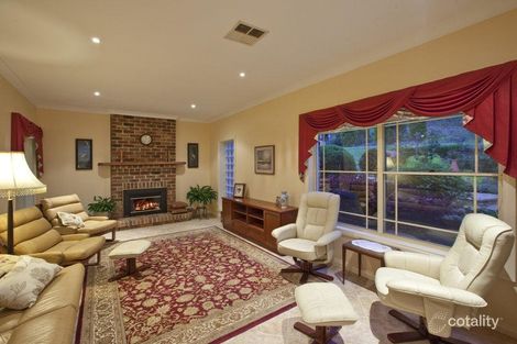 Property photo of 42 Woodside Drive Eleebana NSW 2282