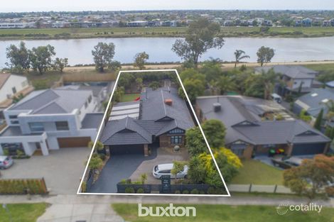 Property photo of 26 Gladesville Boulevard Patterson Lakes VIC 3197