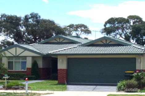 Property photo of 12 Grove Court Carrum Downs VIC 3201