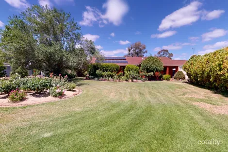 Property photo of 160 Poplar Avenue Shepparton VIC 3630
