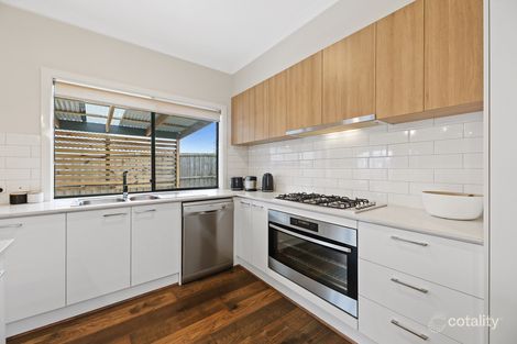 Property photo of 39 Wiltons Crescent Drouin VIC 3818