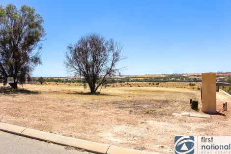 Property photo of 6 Fairway Bend Northam WA 6401