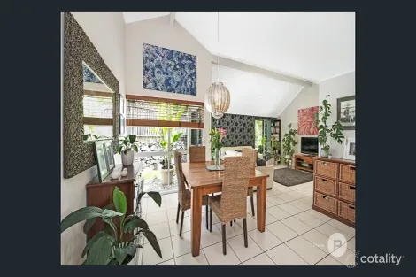 Property photo of 7 Apley Court Carindale QLD 4152