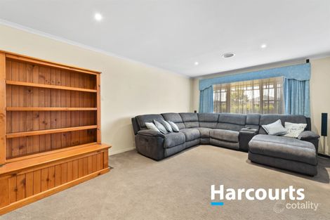 Property photo of 3 Georgia Close Tooradin VIC 3980