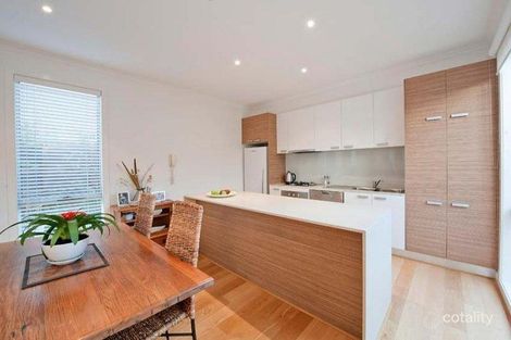 Property photo of 14 Ringtail Circuit Maidstone VIC 3012