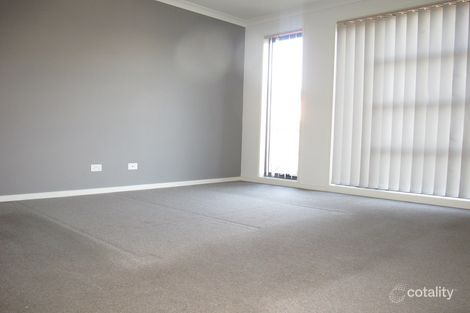 Property photo of 47 Manny Paul Circuit Burnside Heights VIC 3023