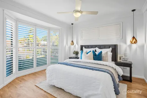 Property photo of 3 Linthorpe Court Capalaba QLD 4157