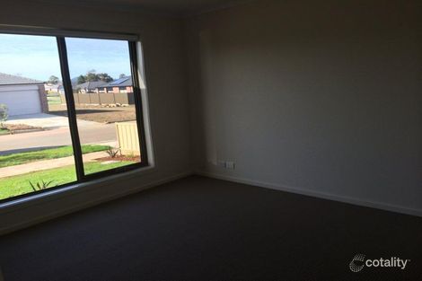 Property photo of 18 Bolton Street Sebastopol VIC 3356