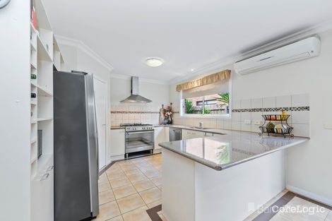 Property photo of 12 Harrowgate Court Brookfield VIC 3338